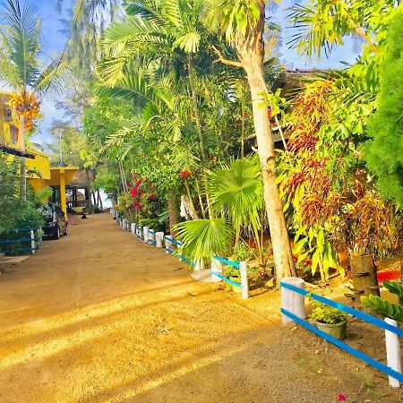 Shashini Beach Resort Arugam Bay Exterior foto