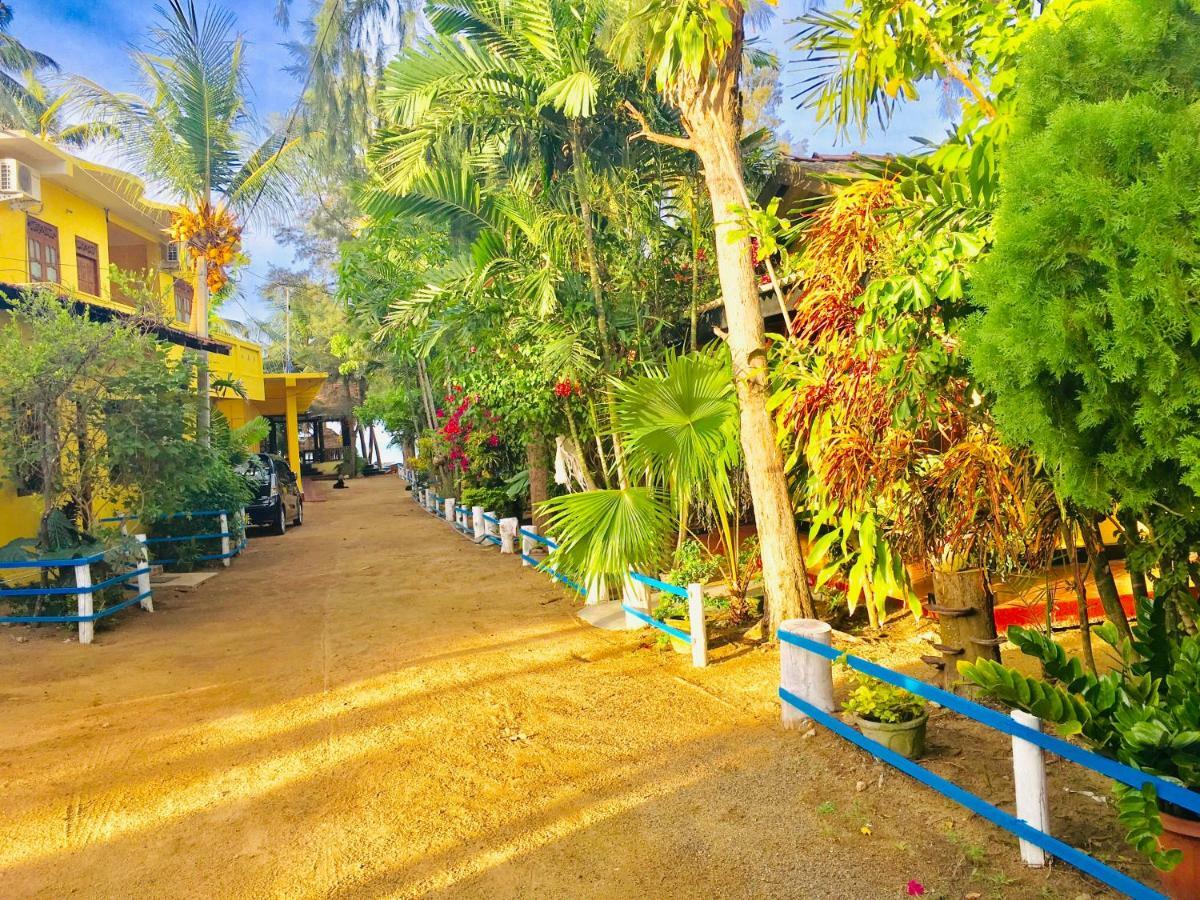 Shashini Beach Resort Arugam Bay Exterior foto