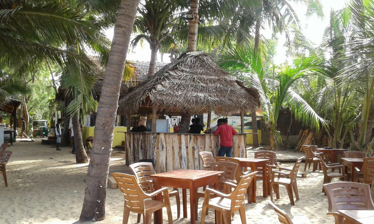 Shashini Beach Resort Arugam Bay Exterior foto